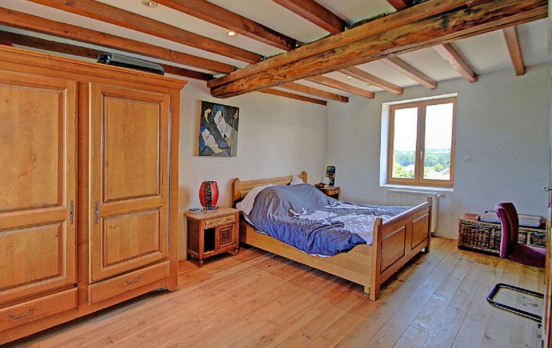 MAZALINE IMMOBILIER : Maison / Villa | LA TOUR-DU-PIN (38110) | 194 m2 | 350 000 € 